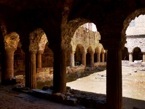 Kreuzgang auf dem Burgberg