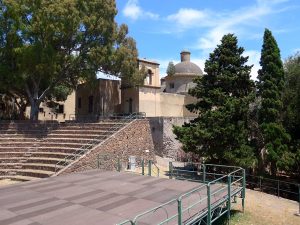 lipari_theater_und_kirche