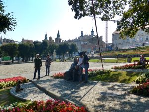 Biertrinker. Soldat, Bergmann? Jedenfalls ein gemüticher Typ. Man lässt sich gerne mit ihm fotografieren