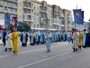 Orthodoxe Kirche auf der Straße