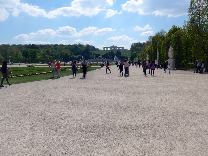 Vom Schloss aus kann der Blick in die Ferne schweifen